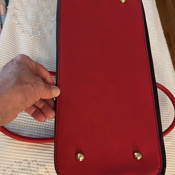 No Brand red bow purse. Black, tan, white, gray and beige design. Straps detach. - Picture 11 of 11